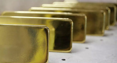 El precio del oro supera los 1.900 dólares y se acerca a su máximo histórico