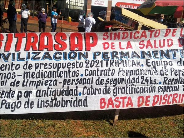 Médicos de Alto Paraná se movilizaron para reclamar mejoras laborales