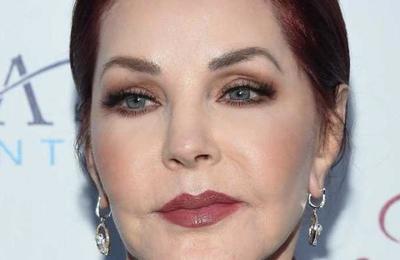 Priscilla Presley rompe el silencio tras el suicidio de su nieto: 'Ha sido devastador' - C9N
