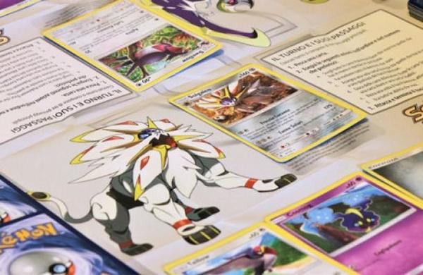 Hombre descubre que su colección de cartas Pokémon está valorada en 45.000 dólares - C9N