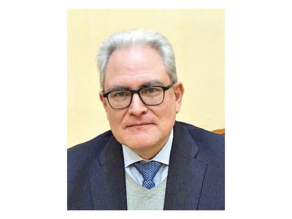 A un año de vacancia, legación en España tendrá embajador