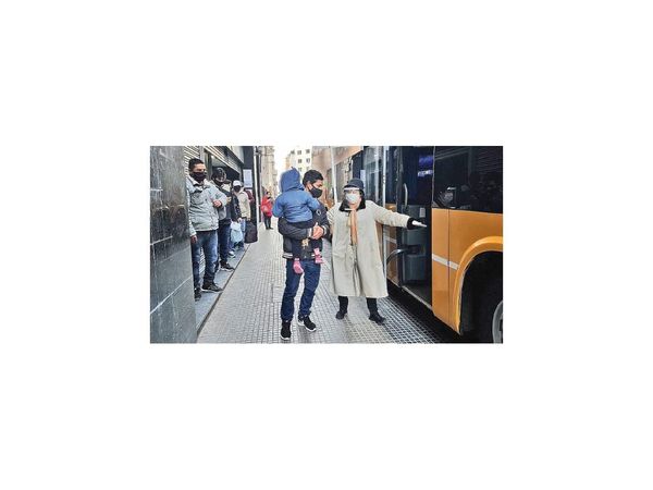 Otros 256 paraguayos son repatriados desde Argentina entre el jueves y hoy
