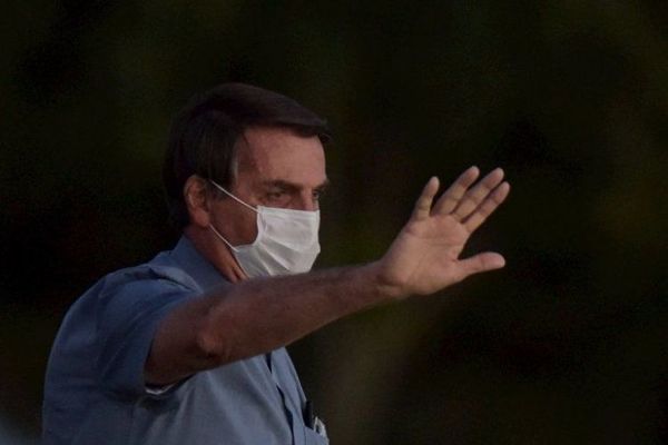 Bolsonaro da negativo al Covid-19, casi tres semanas después de ser contagiado