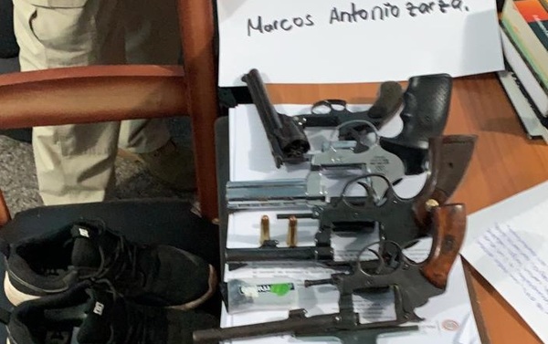Fiscalía pide juicio oral para 4 personas por tráfico de armas