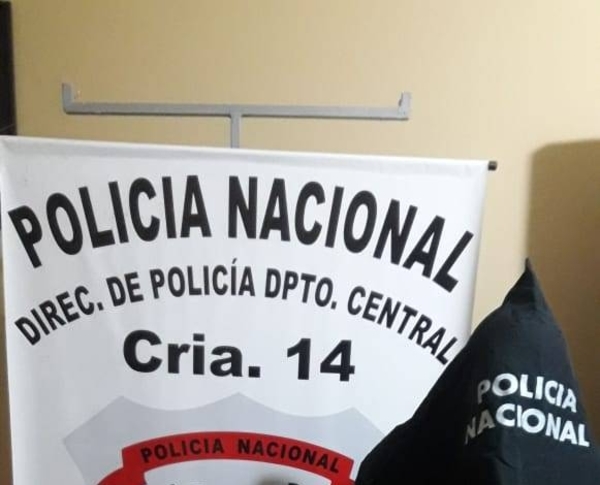 HOY / Tras vuelco de embarcación, 2 hombres desaparecen en río Paraguay y uno quedó detenido
