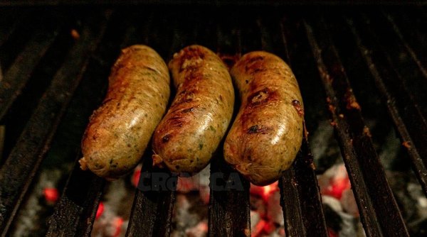 Emprendedor lanza chorizo de surubí y es toda una novedad | Crónica