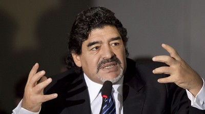 Maradona dice que Infantino le decepcionó y que Macri "se robó todo" » Ñanduti