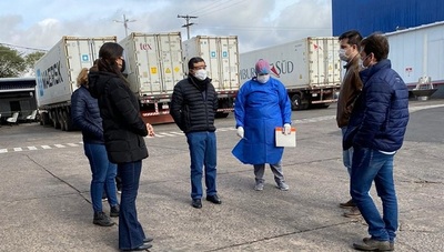 Fiscal se constituye en empresa frigorífica con 115 casos de COVID19 que sigue operando