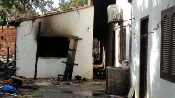 Madre e hijo fallecen tras el inciendo de su vivienda en el Barrio Santa María » Ñanduti