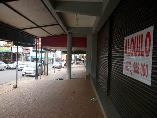 La crisis no da tregua: Más de 800 comercios cerrados en Encarnación y claman asistencia del Gobierno - ADN Paraguayo