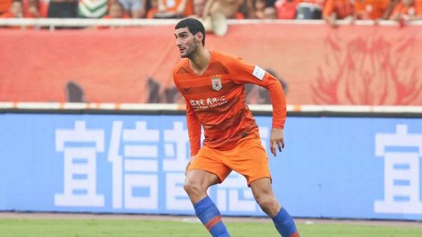 Triplete de Fellaini, de cabeza y en siete minutos - Fútbol - ABC Color