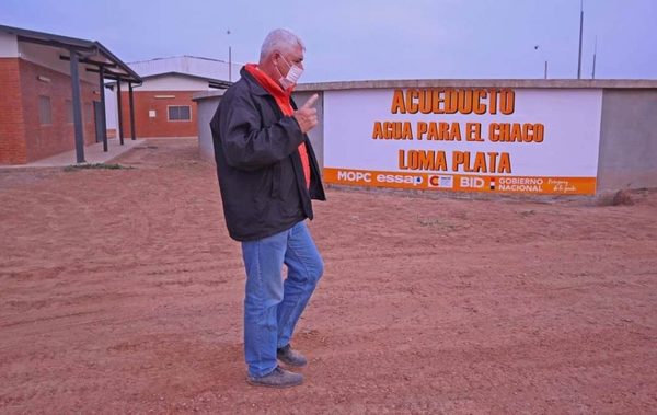 Tras 21 años de promesas llegó el agua potable al Chaco paraguayo