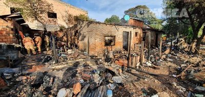 Dos personas omanó a causa de un feroz incendio. | Crónica