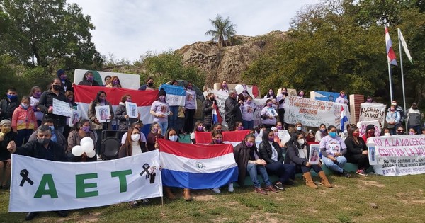 Exigen justicia para docente víctima de feminicidio en Tobatí