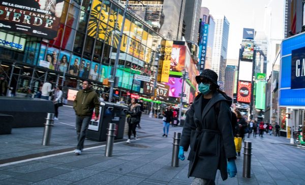 Nueva York sanciona a más de 100 de bares por no cumplir medidas contra COVID » Ñanduti