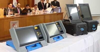 Las máquinas de votación deben ser utilizadas en comicios de abogados, según Facetti