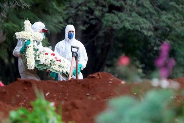 Brasil cumple cinco meses con una pandemia que todavía parece descontrolada