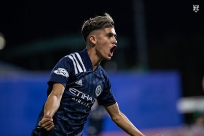 Con gol de Jesús Medina, New York gana y clasifica a cuartos de la MLS