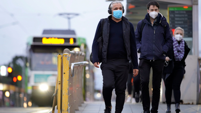 Australia en alerta por un rebrote récord de casos de COVID-19, la mayoría en Melbourne