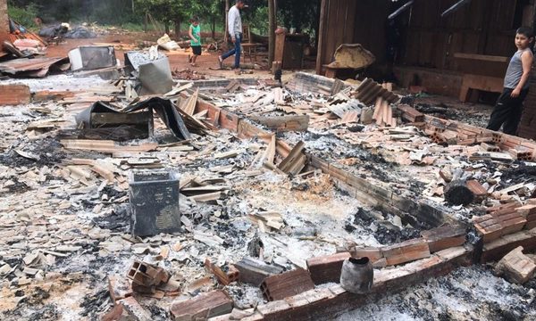 Voraz incendió deja sin nada a un agricultor – Diario TNPRESS