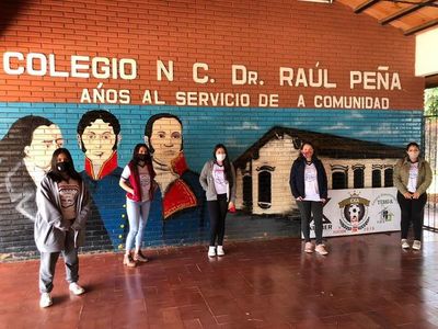 Alumnos en paro virtual para pedir renuncia de directora  - ABC en el Este - ABC Color