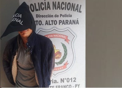 Vecinos atrapan a criminal que robó celulares a dos menores - ADN Paraguayo