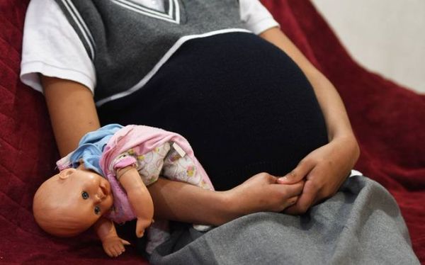 Embarazo en menores: 233 casos en niñas de 10 a 14 años y 6250 en adolescentes de 15 a 19 años en lo que va del año