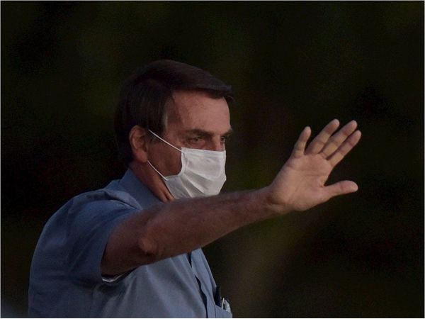 Bolsonaro busca gobernabilidad tras recuperarse del Covid-19