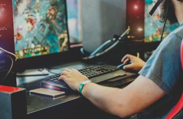 Ejército de Estados Unidos promovía premios falsos en Twitch para dirigir a usuarios a su página de reclutamiento - C9N