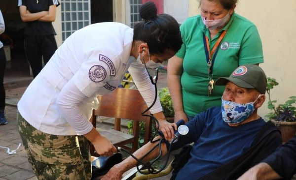 HOY / Juez ordena desalojar a excombatiente de 102 años