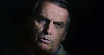 Trabajadores de salud brasileños acusan a Bolsonaro de crimen de lesa humanidad
