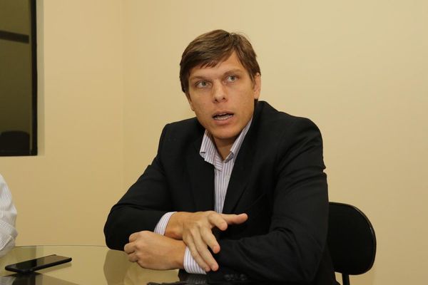 Brunetti: “La decisión de involucrarme en política y poder aportar al Paraguay dentro de mi partido, está tomada” » Ñanduti