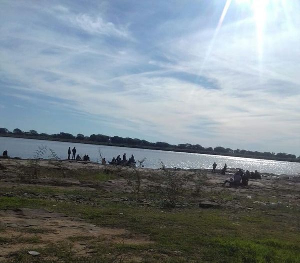 Marina de Villeta no busca a desaparecidos en aguas del Río Paraguay, denuncian - Nacionales - ABC Color