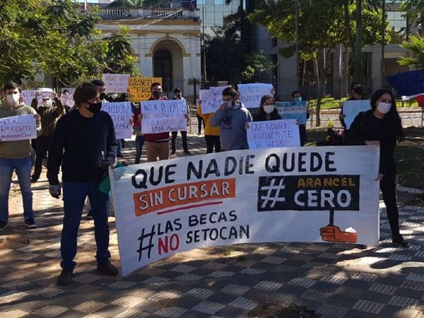 Universitarios piden a Diputados celeridad en proyecto de arancel cero