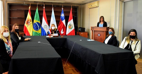 Fiscal general dio apertura a webinar realizada por la semana Contra la Trata de Personas
