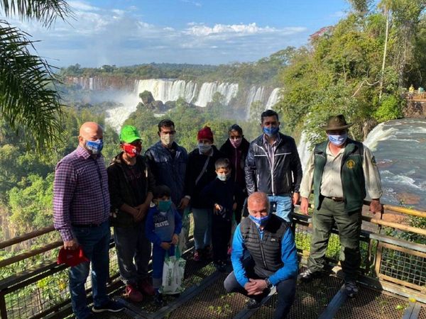 Ampliarán cupos de visitantes para las Cataratas tras reapertura parcial