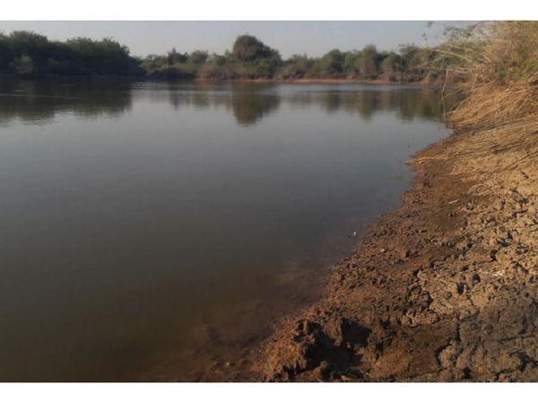 Comunidad indígena del Chaco compra agua para beber