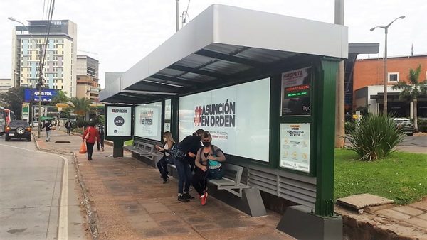 Pasajeros ya no arderán bajo el sol en las paradas mediante habilitación de modernos refugios - La Mira Digital