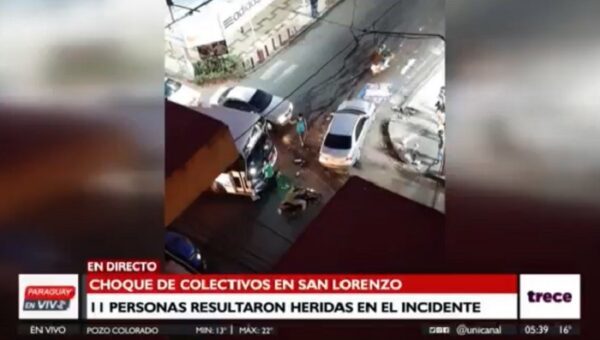 Choque de buses en San Lorenzo deja 11 heridos