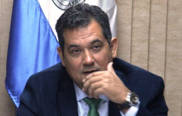 Arévalo lo confirma: La bancada oficialista del Senado está dividida - ADN Paraguayo