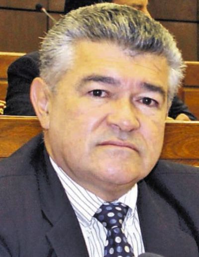 Ultiman detalles y modificaciones de proyecto que obliga a políticos a declarar intereses empresariales - La Primera Mañana - ABC Color