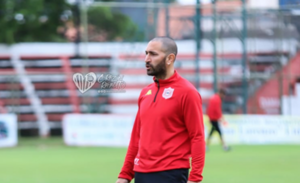 HOY / De inmediato, Sol presenta a su nuevo entrenador