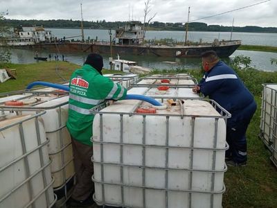 Se inicia el desagote de buque varado en Campichuelo - Nacionales - ABC Color
