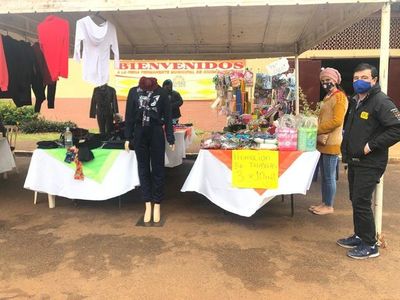 Pequeños comerciantes recurren a feria de descuentos  - ABC en el Este - ABC Color