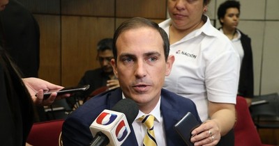 Senador del PPQ exige descuento para colegas que faltaron a sesión virtual