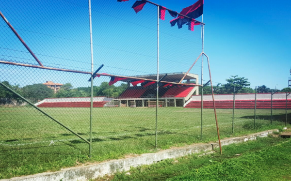 Histórico estadio del fútbol paraguayo está en venta