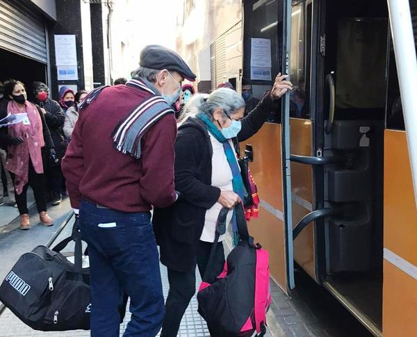 Repatrian desde Buenos Aires a adultos mayores • Luque Noticias