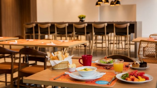 Reducen IVA para sector de eventos, turismo y gastronómico