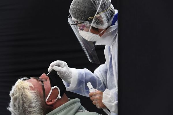 COVID-19: Hay otros 126 infectados y dos fallecidos más