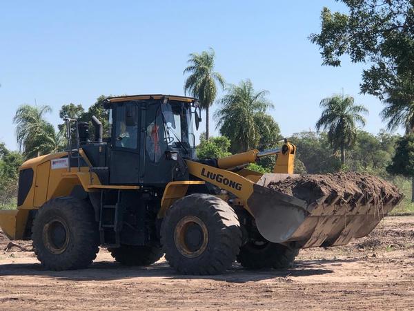 Pala 856 H de LiuGong en obras del Puente Héroes del Chaco